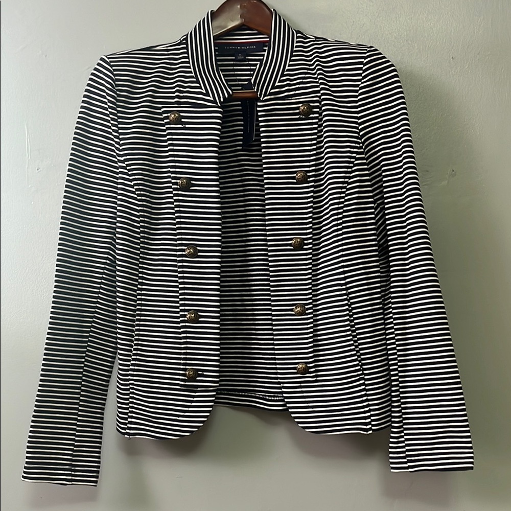 Tommy Hilfiger White and Navy Blazer Tailored Suit Jacket with Brass Buttons